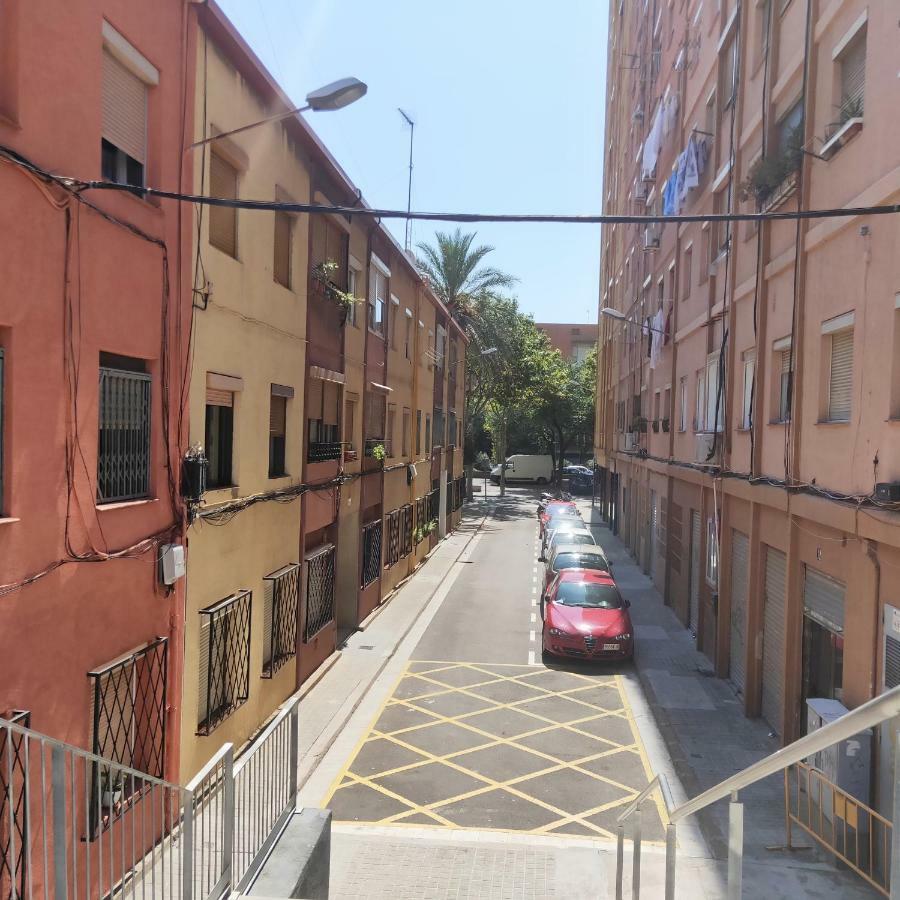 Cosy Apartment Fira Barcelona Оспиталет-де-Льобрегат Экстерьер фото